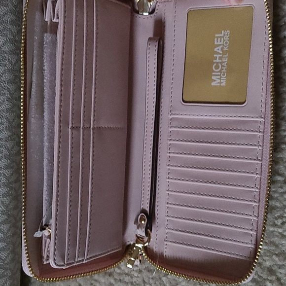 Michael Kors Jet Set Travel XL Duffle Weekender Luggage Bag Vanilla & Wallet - Picture 6 of 8